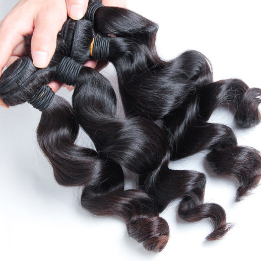4 Stück 7A Lose Welle Malaysian Virgin Hair Weave Natural Black Günstiger Preis 1